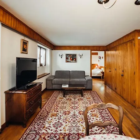 Apartment Charming 700 Meters From The Center Of *